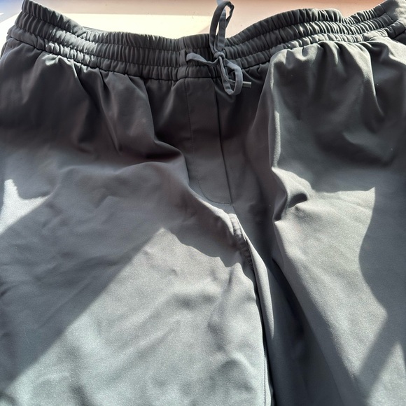 Lululemon Tapered-Leg Mid-Rise Pants in Iron Blue SZ XL - Picture 3 of 4